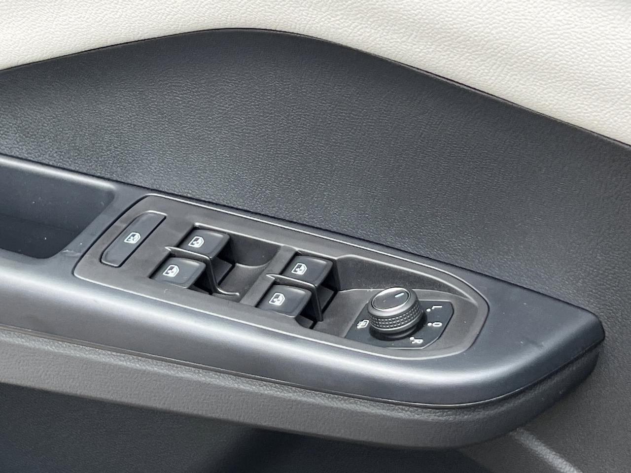 2025 Volkswagen Taos 1.5T S Hagerstown MD