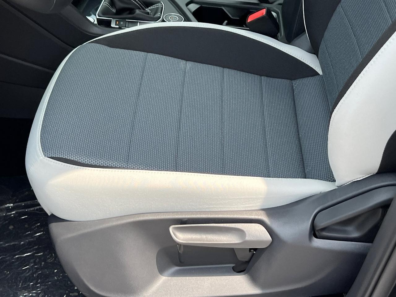 2025 Volkswagen Taos 1.5T S Hagerstown MD