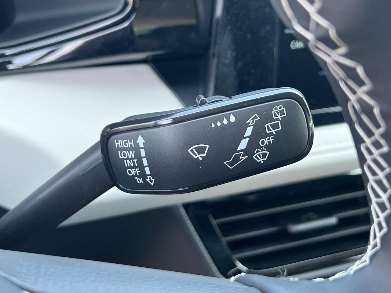 2025 Volkswagen Taos 1.5T S Hagerstown MD