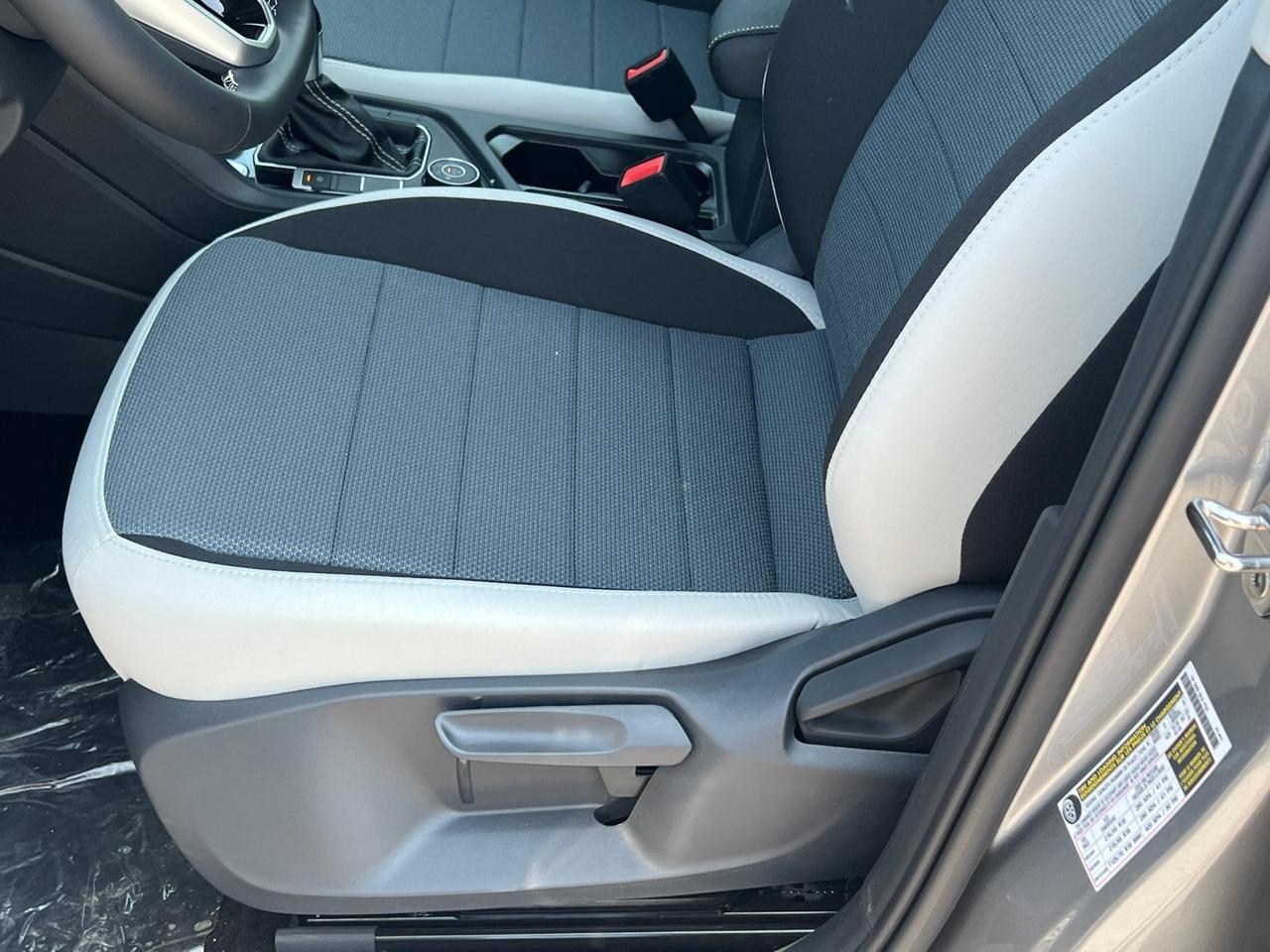 2025 Volkswagen Taos 1.5T S Hagerstown MD