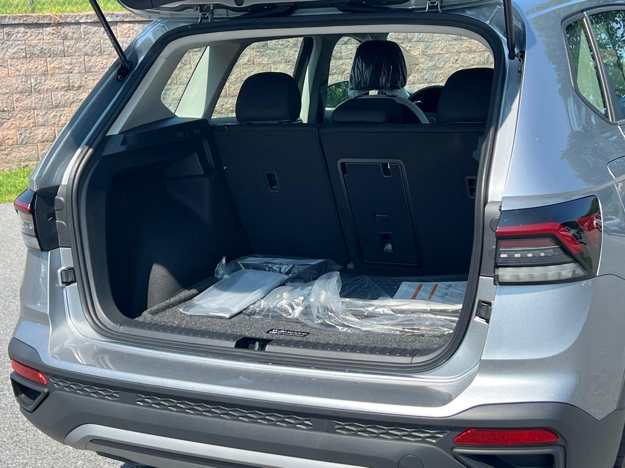2025 Volkswagen Taos 1.5T S Hagerstown MD