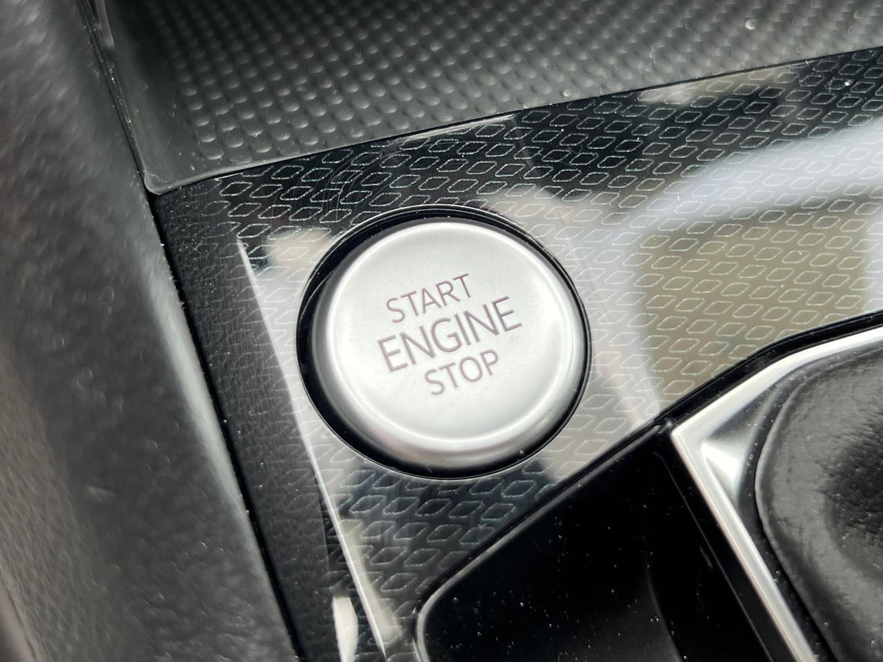 2025 Volkswagen Taos 1.5T S Hagerstown MD
