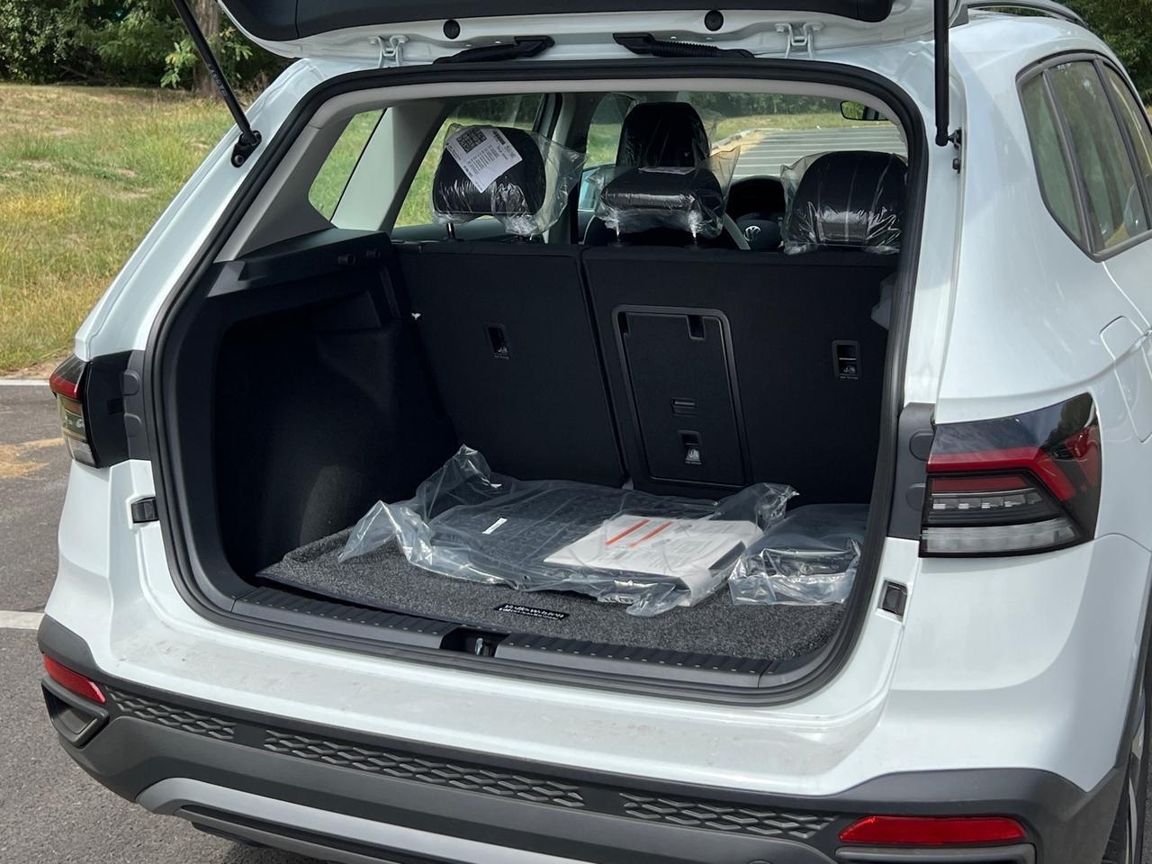 2025 Volkswagen Taos 1.5T S Hagerstown MD