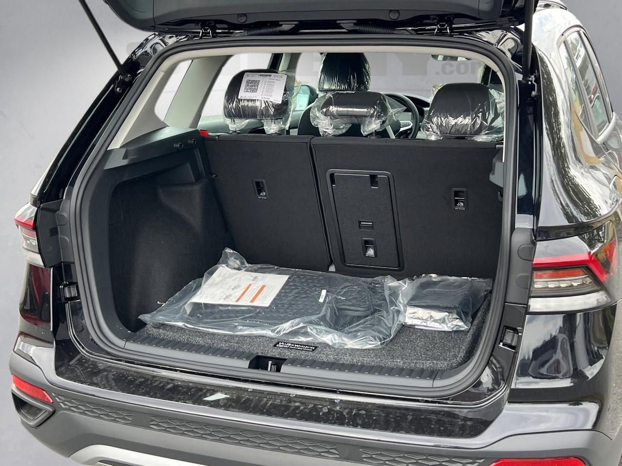 2025 Volkswagen Taos 1.5T S Hagerstown MD