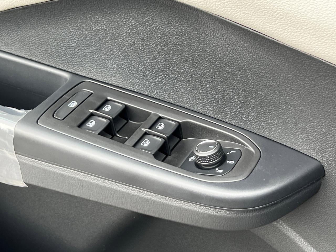 2025 Volkswagen Taos 1.5T S Hagerstown MD