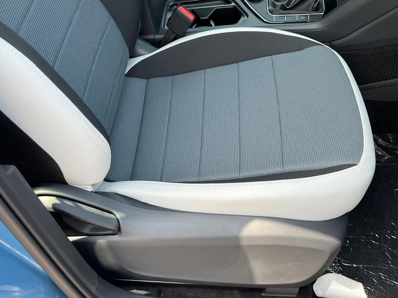 2025 Volkswagen Taos 1.5T S Hagerstown MD