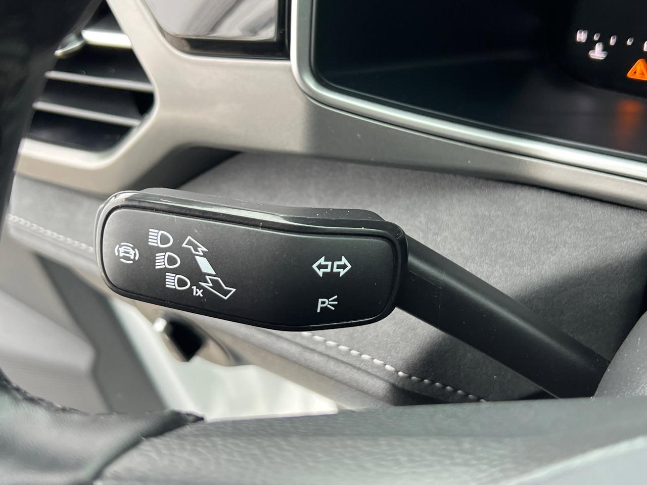 2025 Volkswagen Taos 1.5T SE Black Hagerstown MD