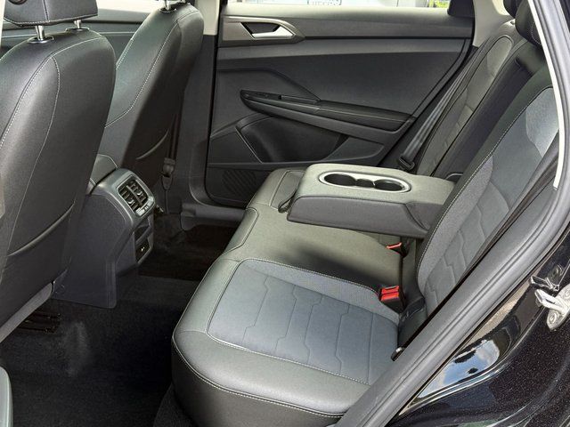 2025 Volkswagen Taos 1.5T SE Black Springfield VA