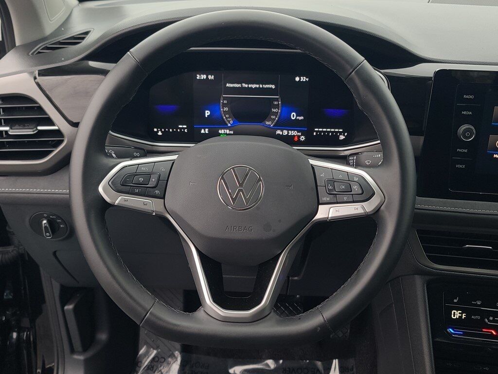 2025 Volkswagen Taos 1.5T SE Black Springfield VA