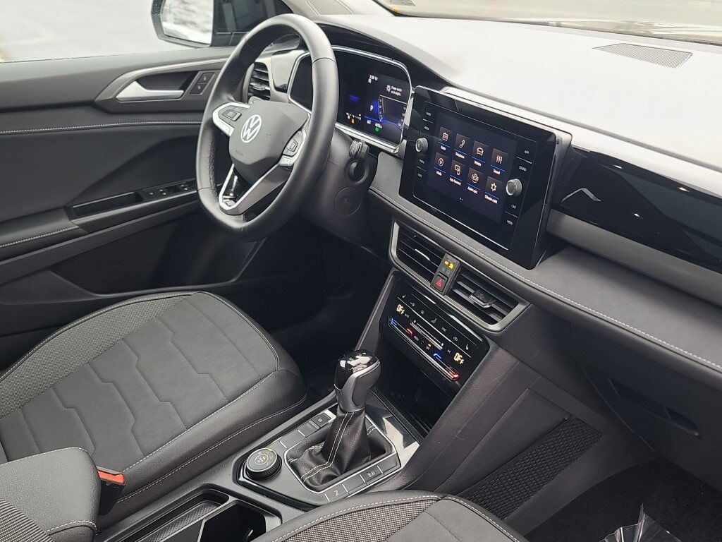 2025 Volkswagen Taos 1.5T SE Black Springfield VA