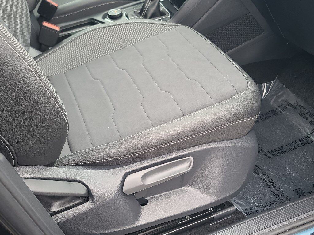 2025 Volkswagen Taos 1.5T SE Black Springfield VA