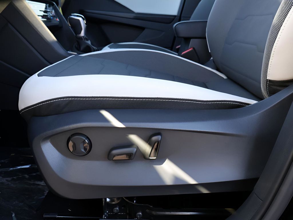 2025 Volkswagen Taos 1.5T SE San Clemente CA