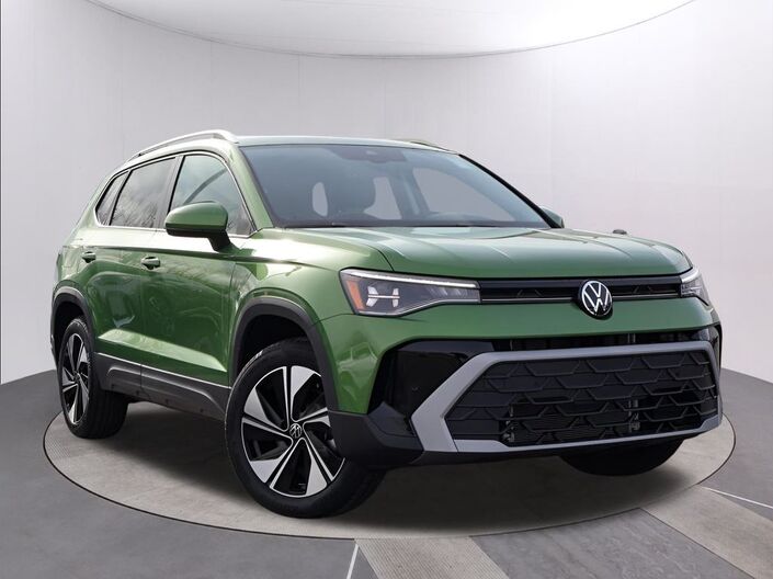 2025 Volkswagen Taos 1.5T SE Oshkosh WI