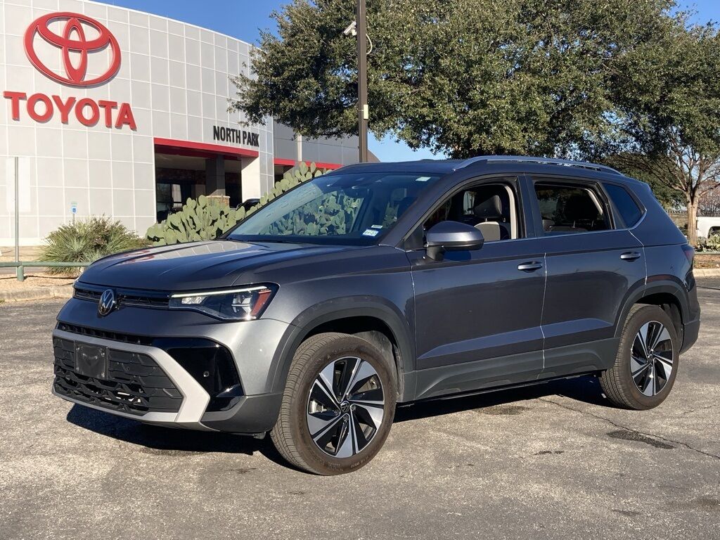 2025 Volkswagen Taos