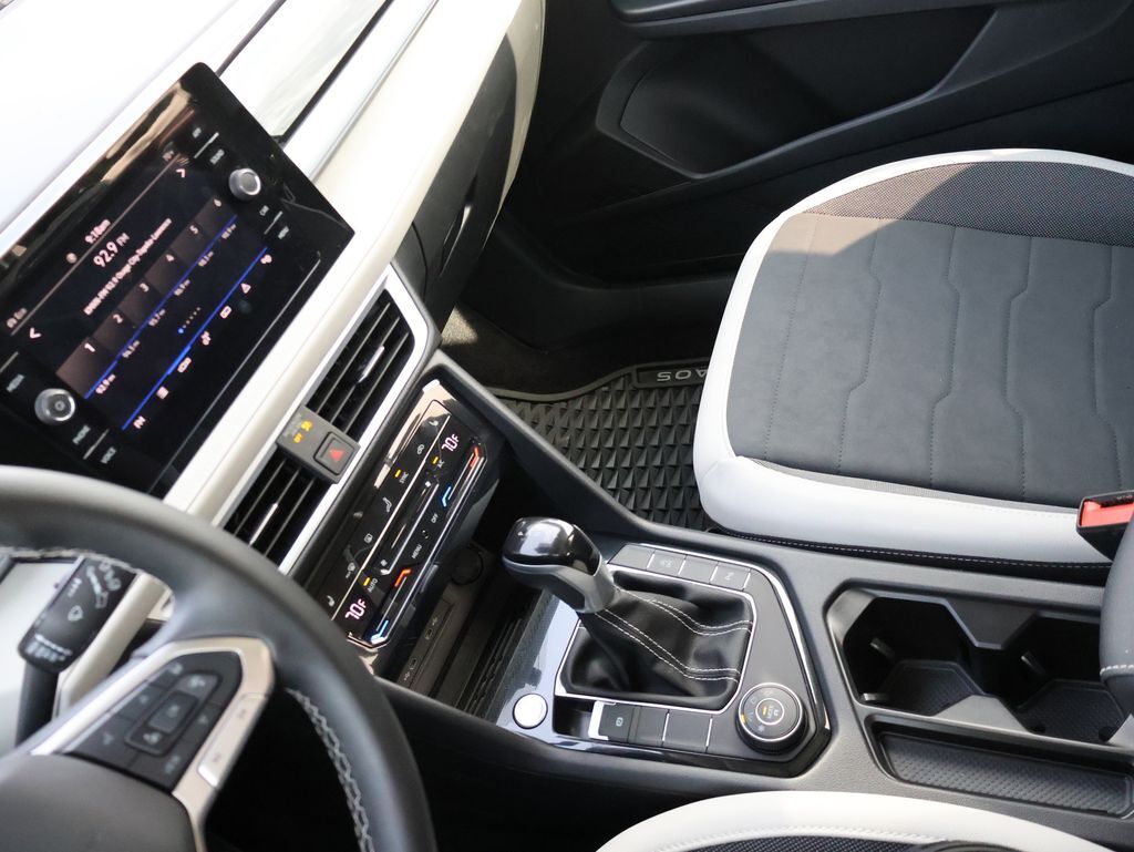 2025 Volkswagen Taos 1.5T SE San Clemente CA