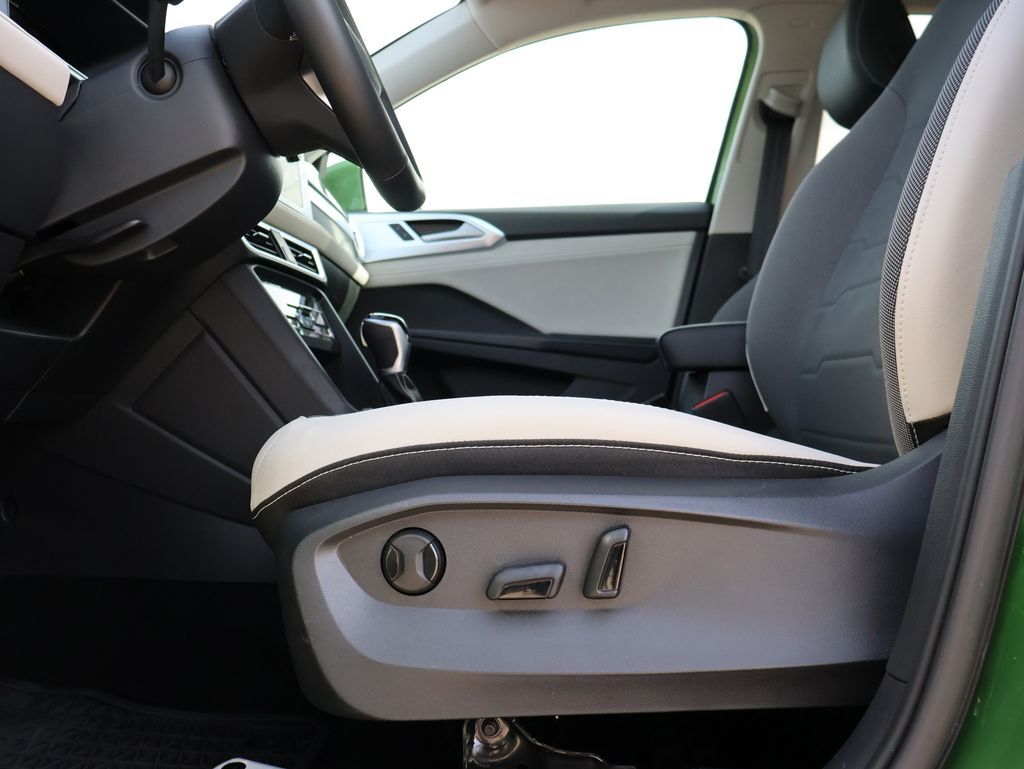 2025 Volkswagen Taos 1.5T SE San Clemente CA