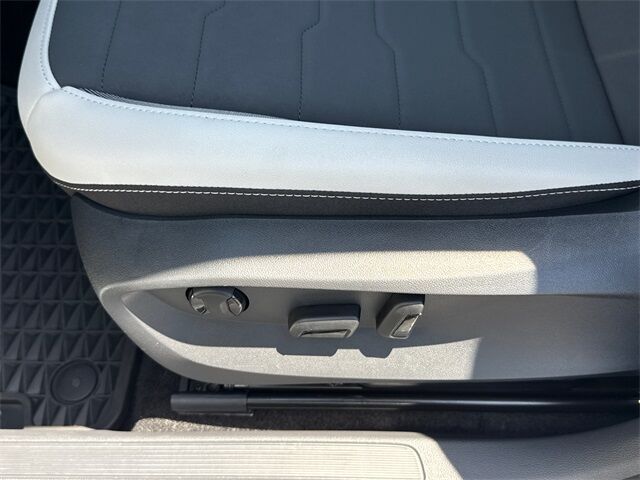2025 Volkswagen Taos 1.5T SE San Juan Capistrano CA