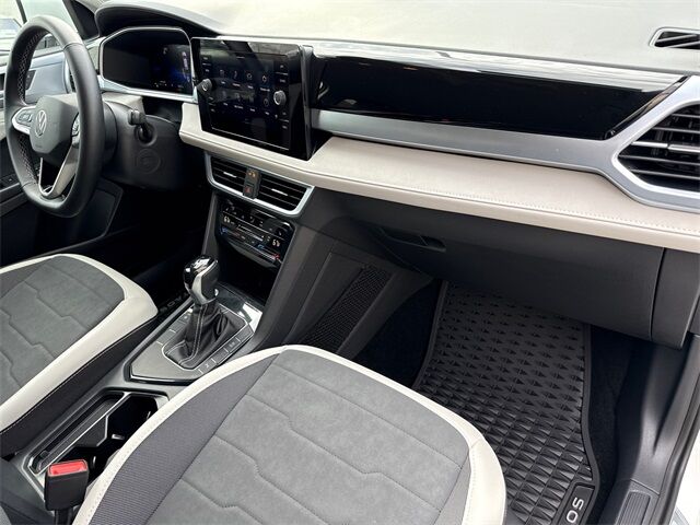 2025 Volkswagen Taos 1.5T SE San Juan Capistrano CA