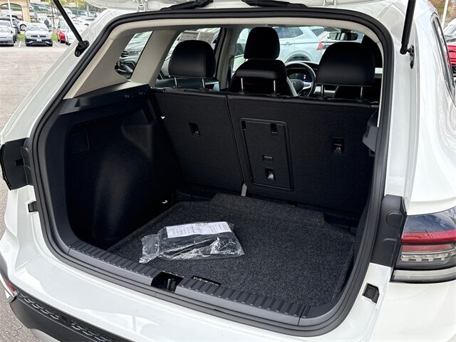 2025 Volkswagen Taos 1.5T SE San Juan Capistrano CA