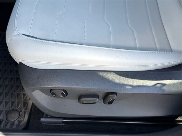 2025 Volkswagen Taos 1.5T SE San Juan Capistrano CA