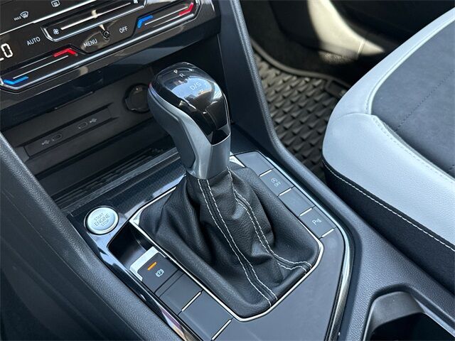 2025 Volkswagen Taos 1.5T SE San Juan Capistrano CA