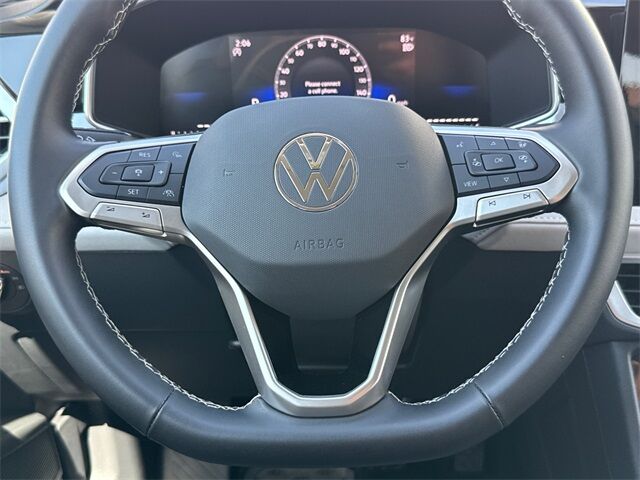 2025 Volkswagen Taos 1.5T SE San Juan Capistrano CA