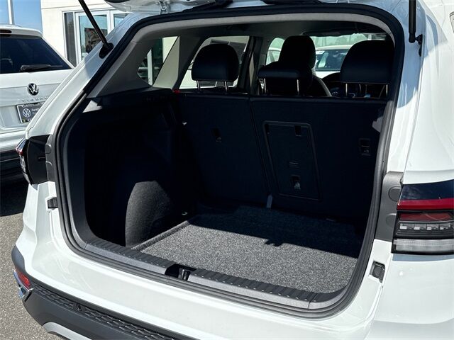 2025 Volkswagen Taos 1.5T SE San Juan Capistrano CA
