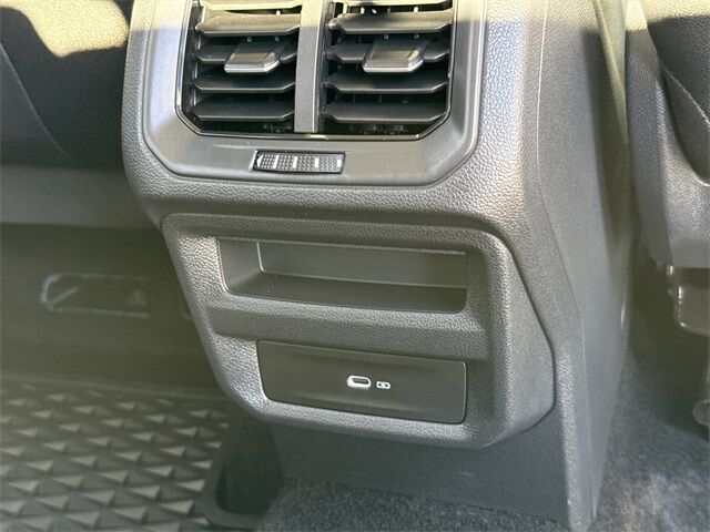 2025 Volkswagen Taos 1.5T SE San Juan Capistrano CA