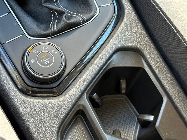 2025 Volkswagen Taos 1.5T SE San Juan Capistrano CA