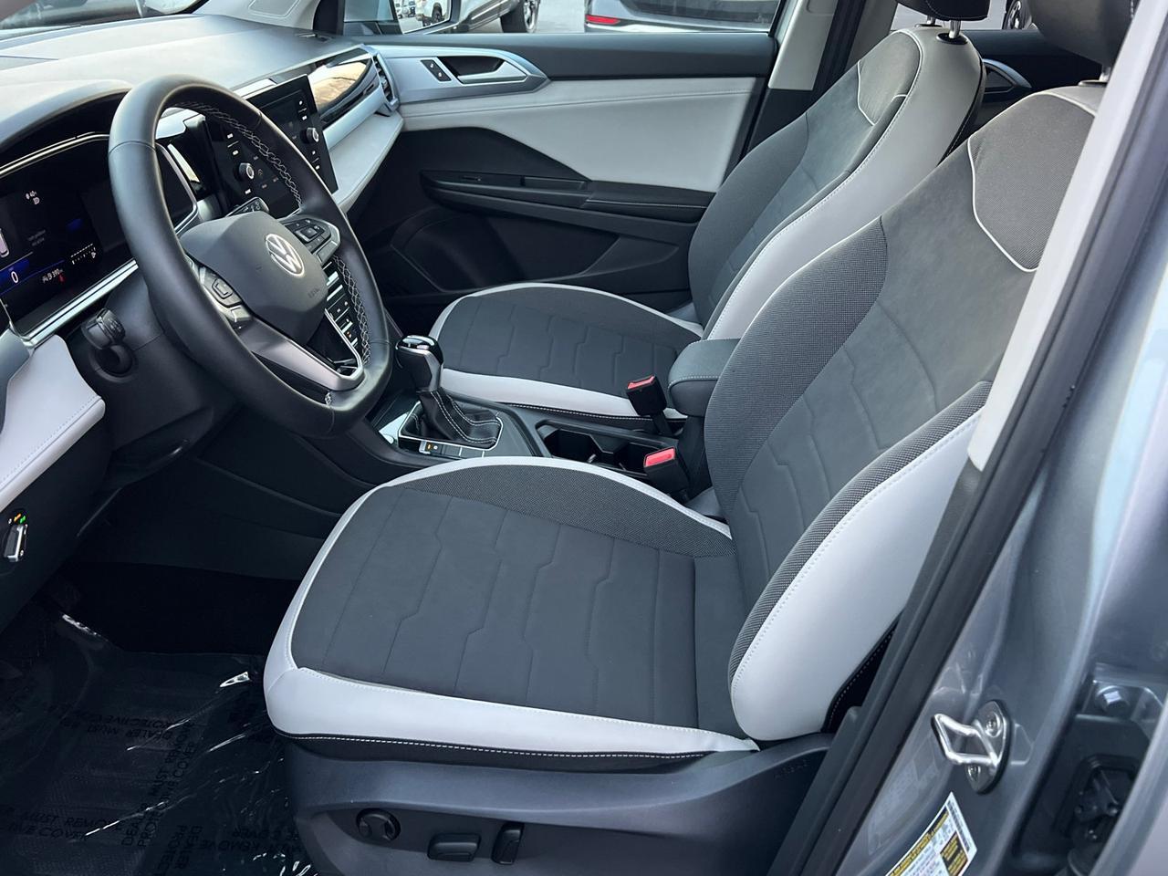 2025 Volkswagen Taos 1.5T SE Hagerstown MD