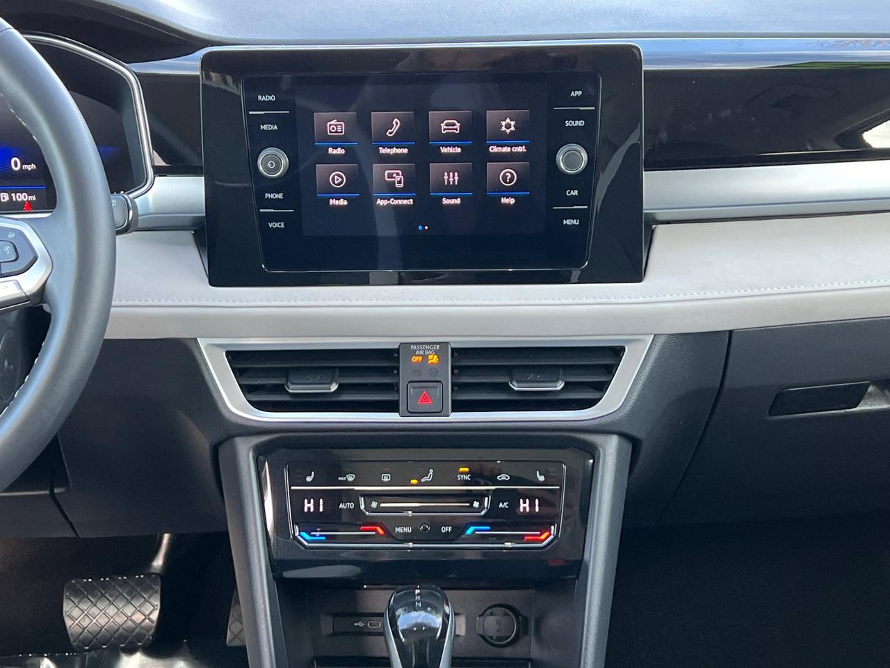 2025 Volkswagen Taos 1.5T SE Hagerstown MD