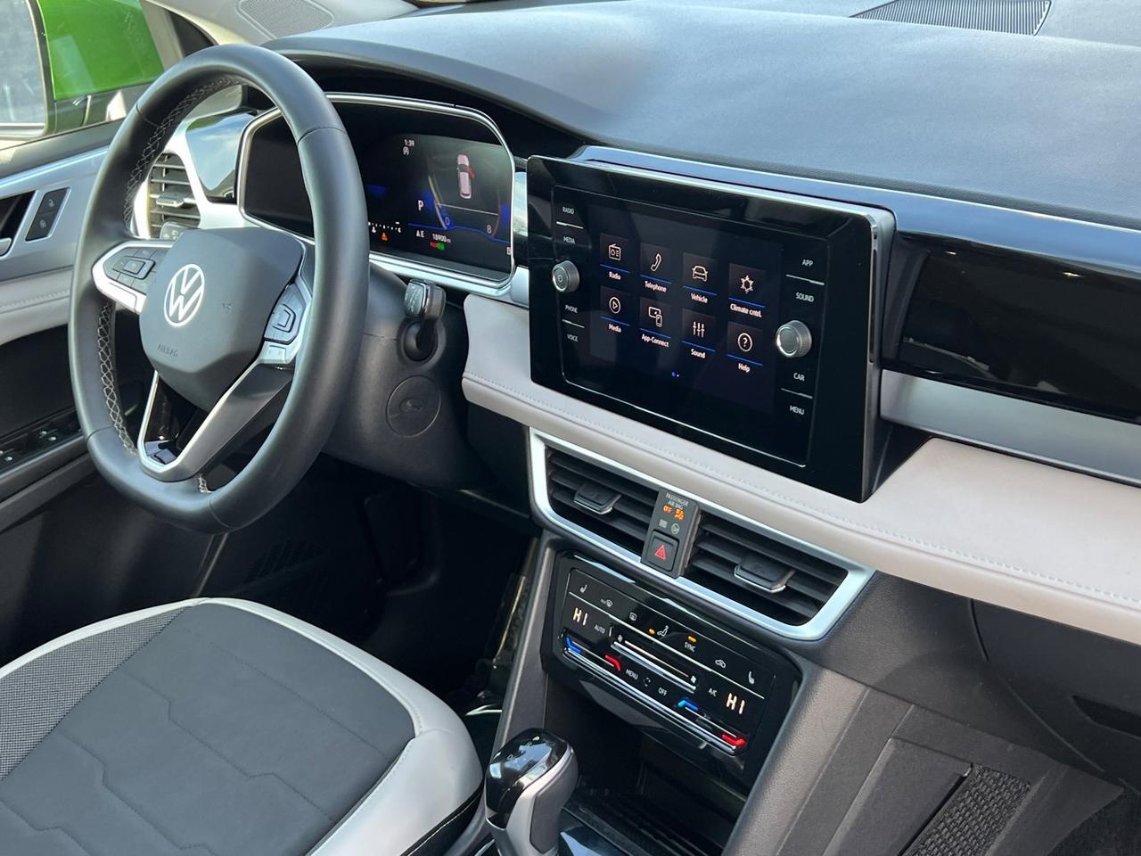 2025 Volkswagen Taos 1.5T SE Hagerstown MD