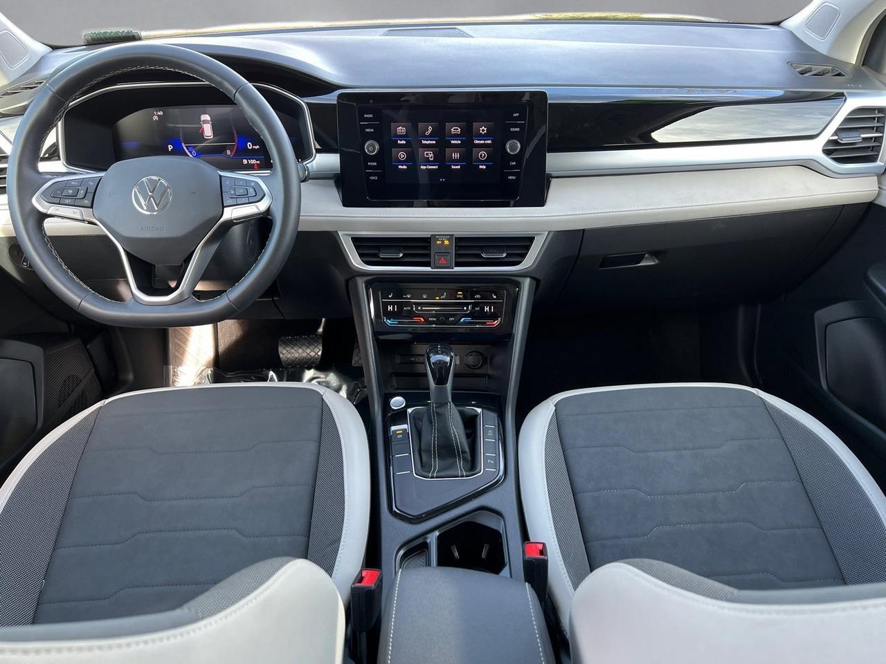 2025 Volkswagen Taos 1.5T SE Hagerstown MD