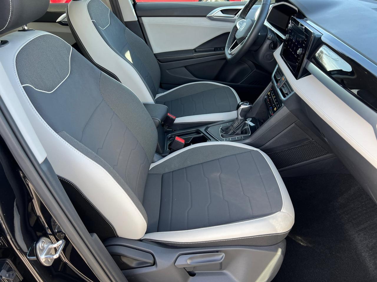 2025 Volkswagen Taos 1.5T SE Hagerstown MD