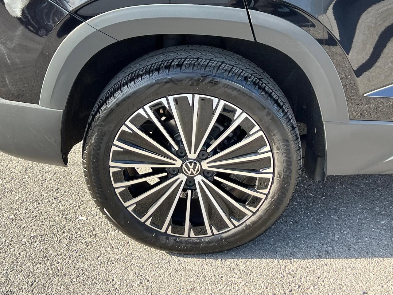 2025 Volkswagen Taos 1.5T SE Hagerstown MD