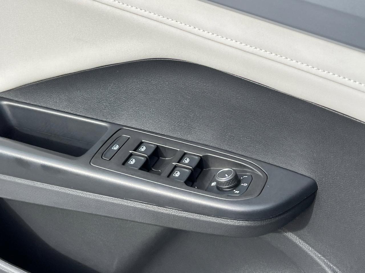 2025 Volkswagen Taos 1.5T SE Hagerstown MD