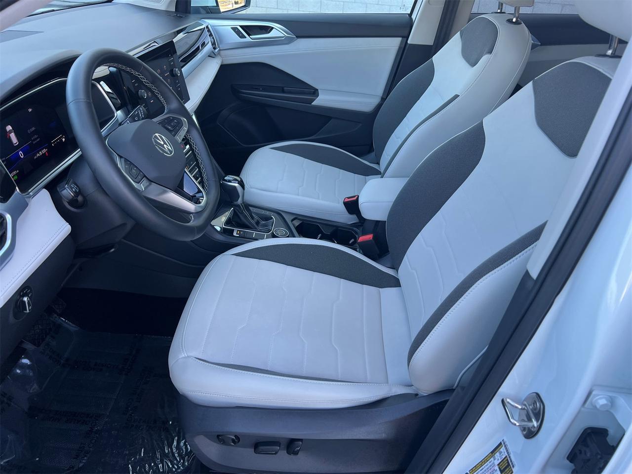 2025 Volkswagen Taos 1.5T SE Hagerstown MD