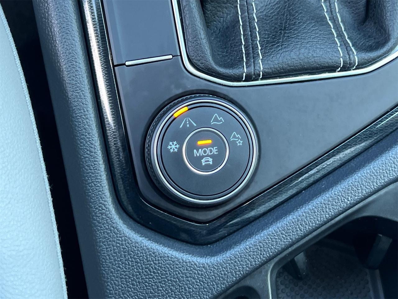 2025 Volkswagen Taos 1.5T SE Hagerstown MD