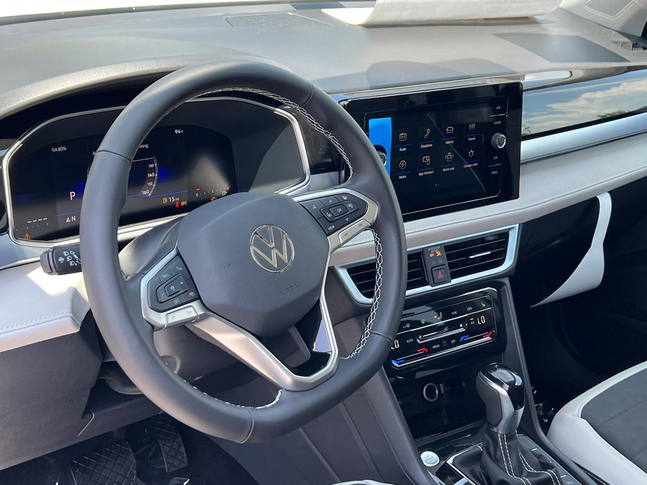 2025 Volkswagen Taos 1.5T SE Hagerstown MD