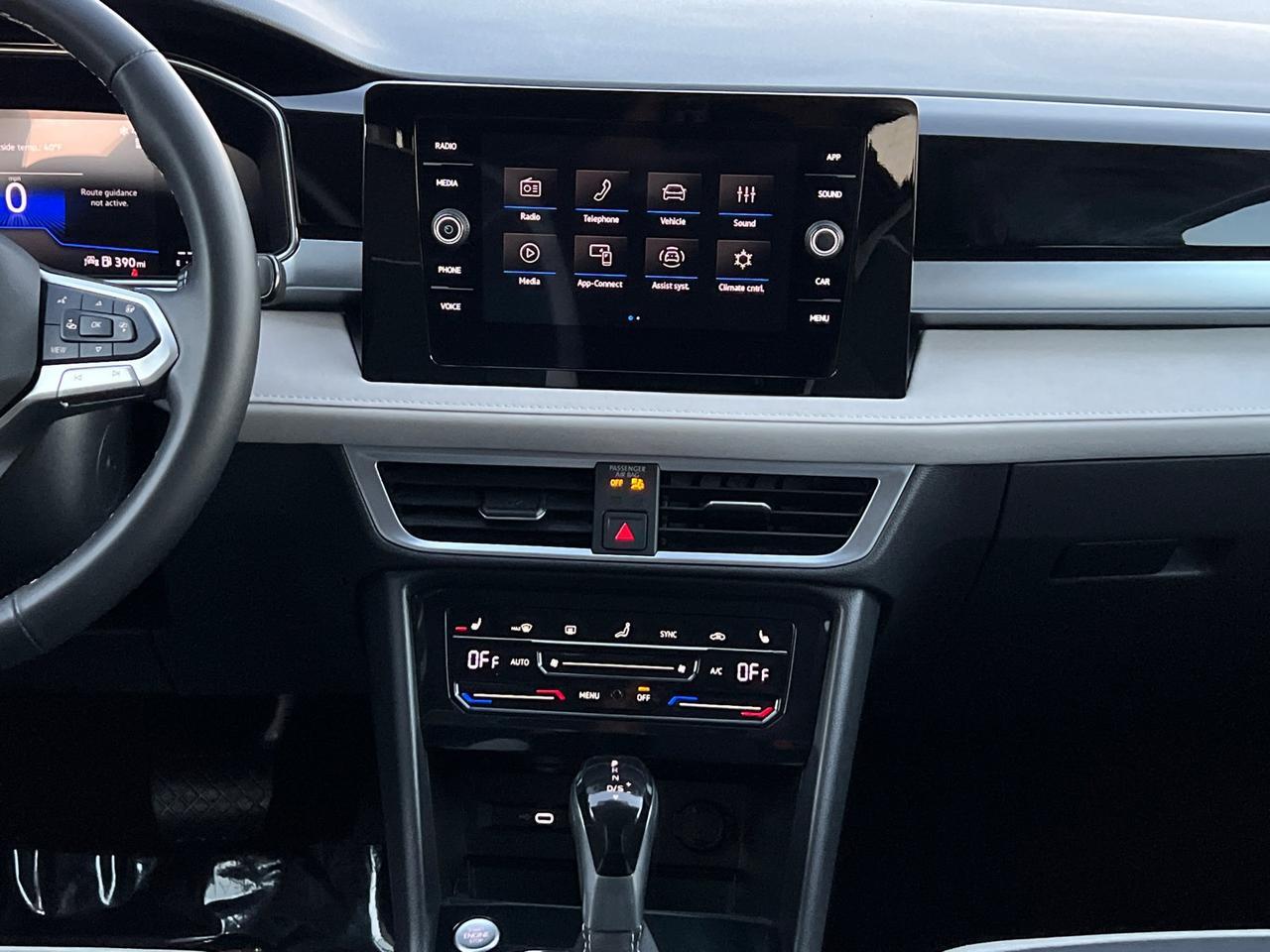 2025 Volkswagen Taos 1.5T SE Hagerstown MD