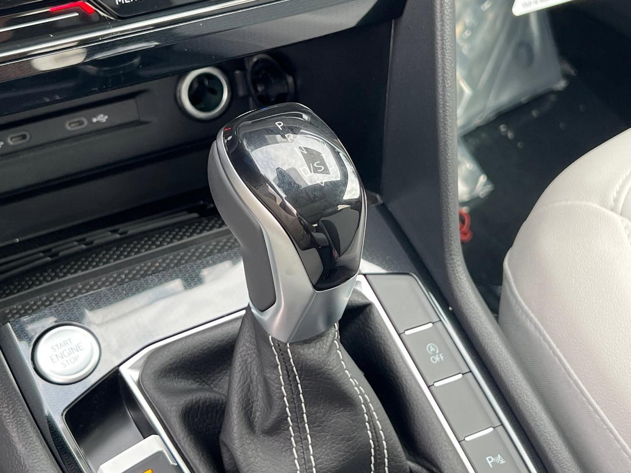 2025 Volkswagen Taos 1.5T SE Hagerstown MD