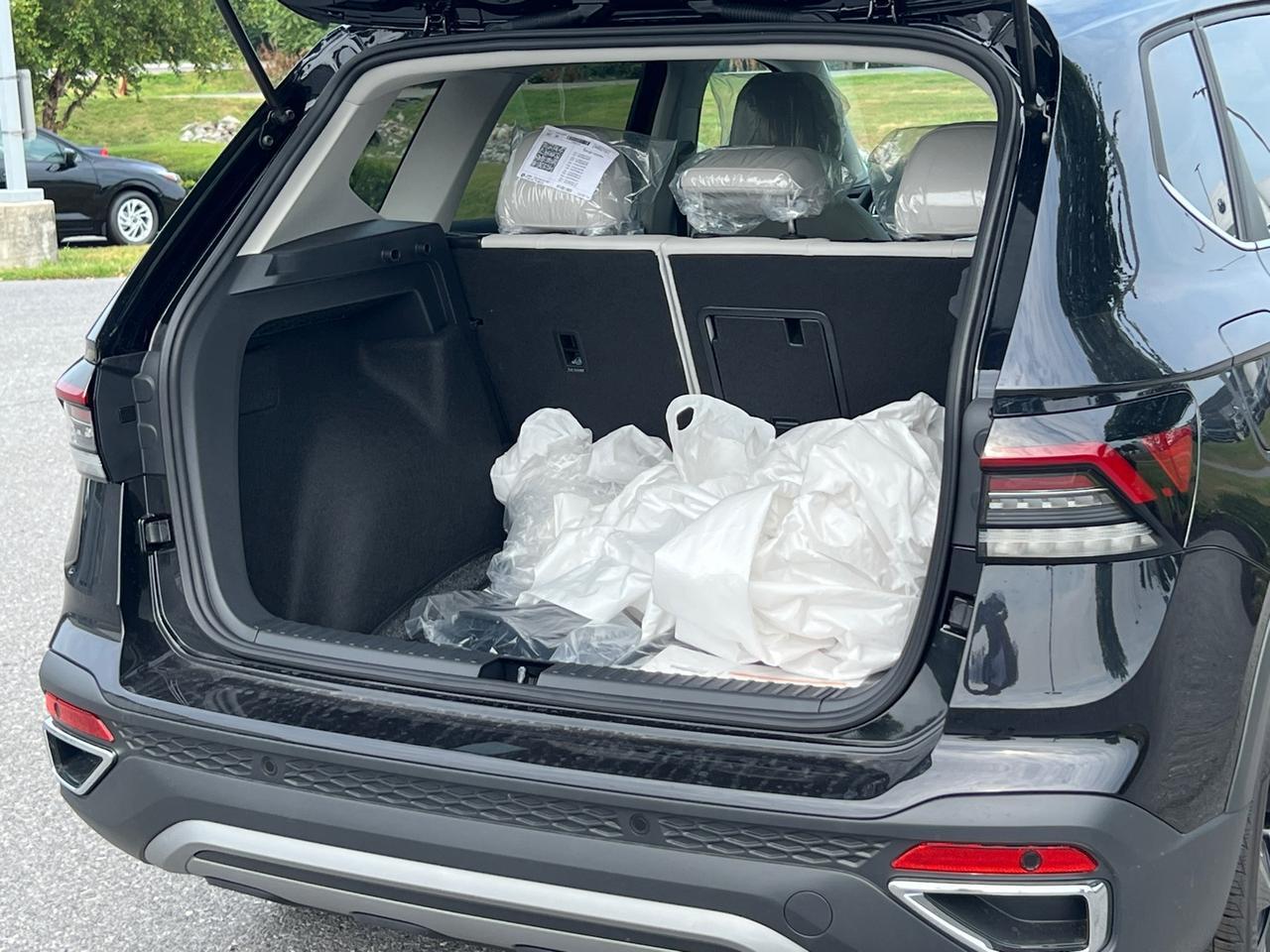 2025 Volkswagen Taos 1.5T SE Hagerstown MD
