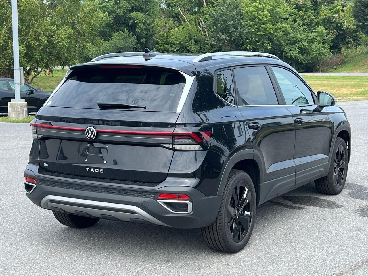 2025 Volkswagen Taos 1.5T SE Hagerstown MD