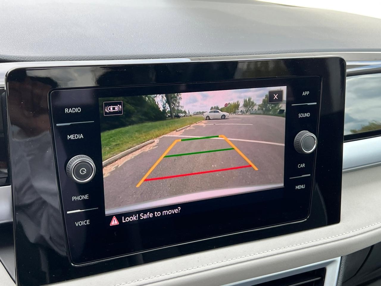 2025 Volkswagen Taos 1.5T SE Hagerstown MD