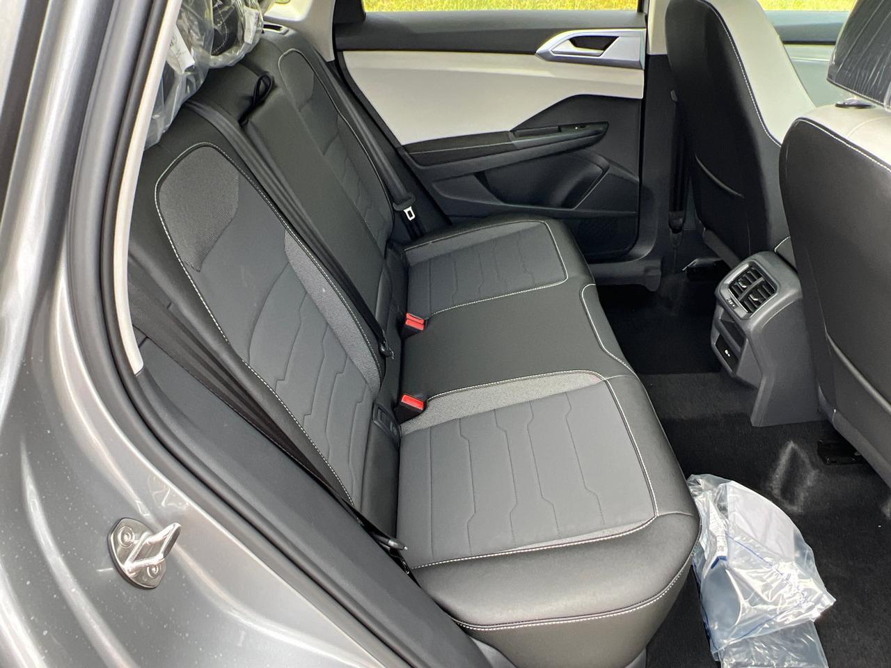 2025 Volkswagen Taos 1.5T SE Hagerstown MD