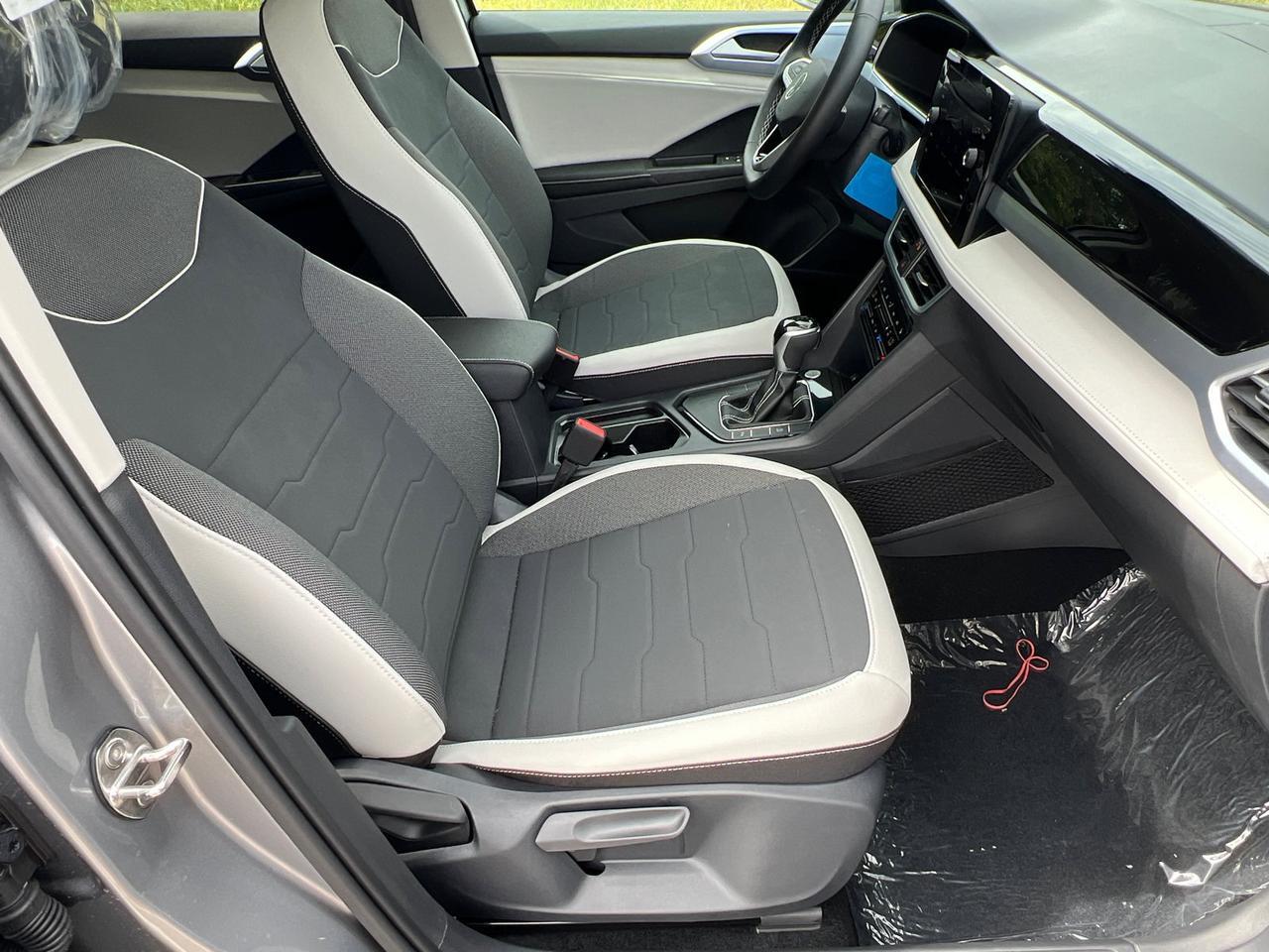 2025 Volkswagen Taos 1.5T SE Hagerstown MD