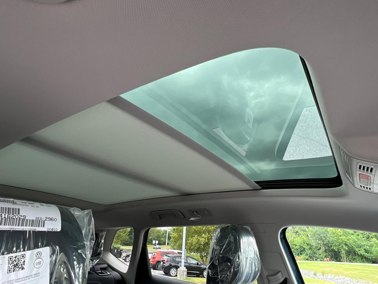 2025 Volkswagen Taos 1.5T SE Hagerstown MD