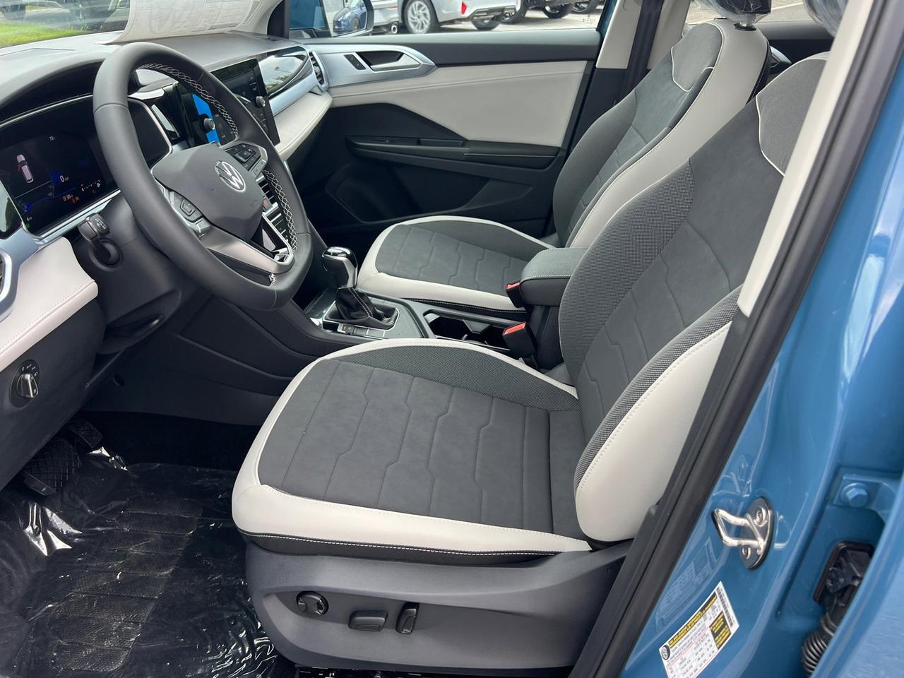 2025 Volkswagen Taos 1.5T SE Hagerstown MD