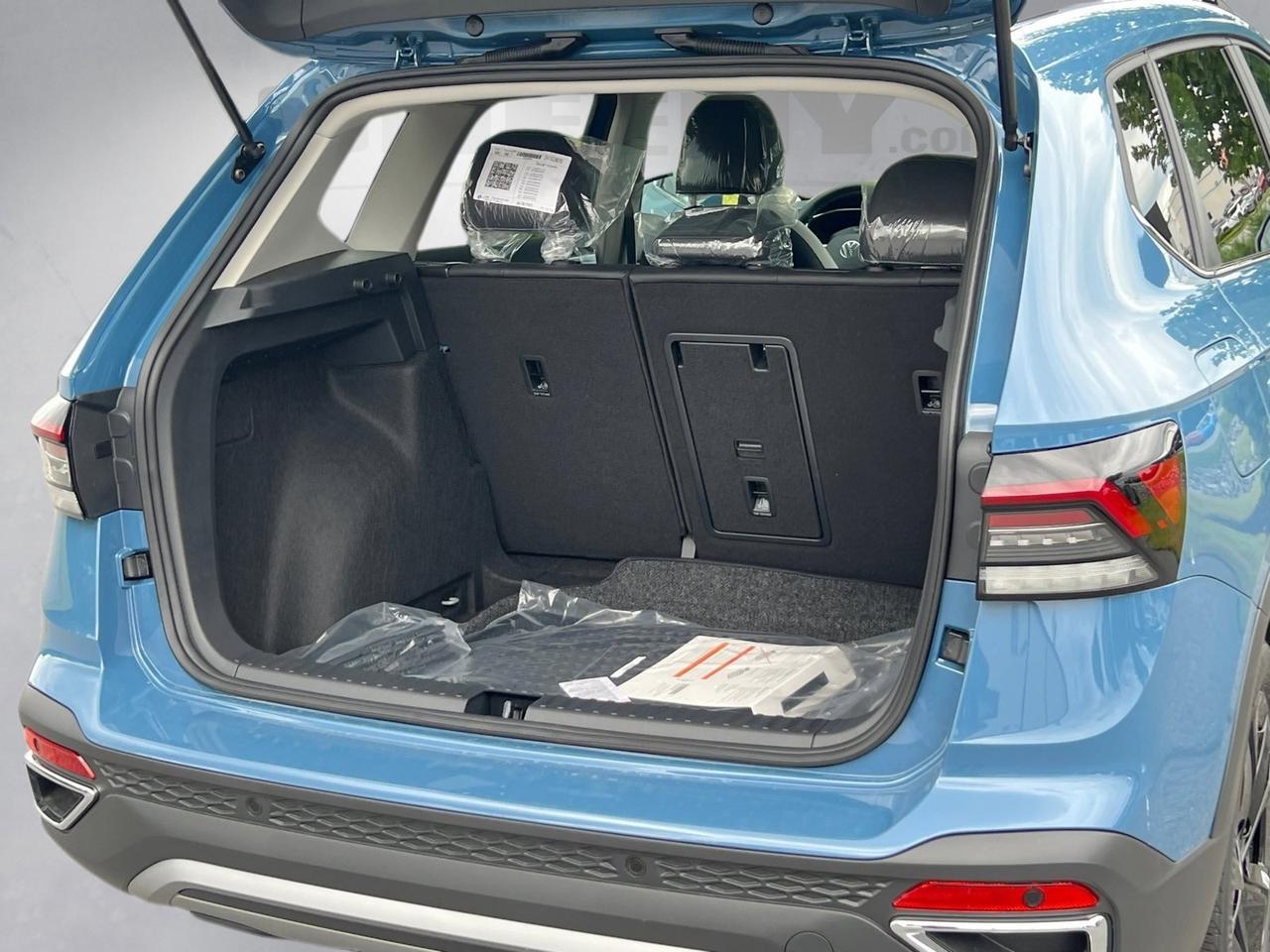 2025 Volkswagen Taos 1.5T SE Hagerstown MD