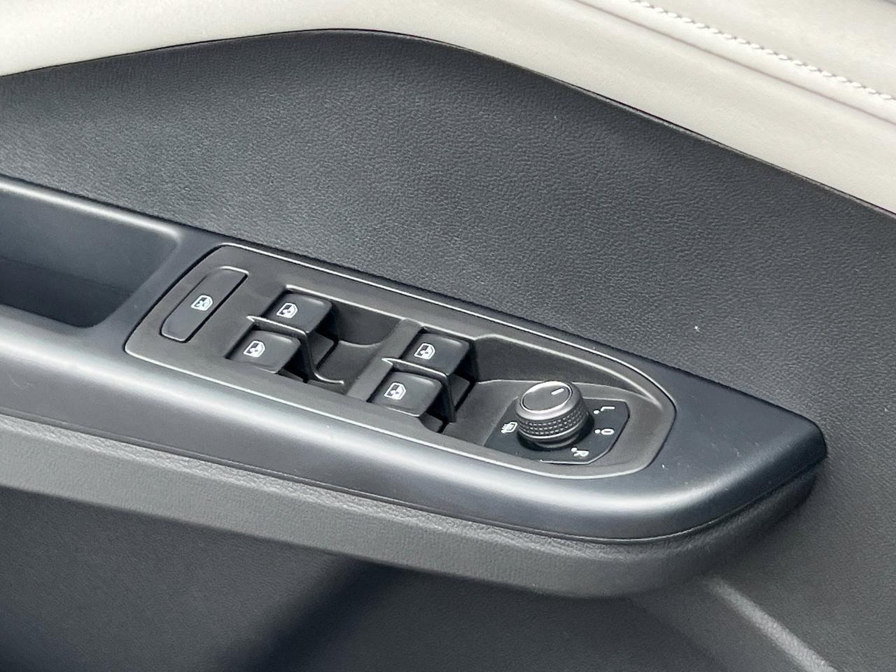 2025 Volkswagen Taos 1.5T SE Hagerstown MD